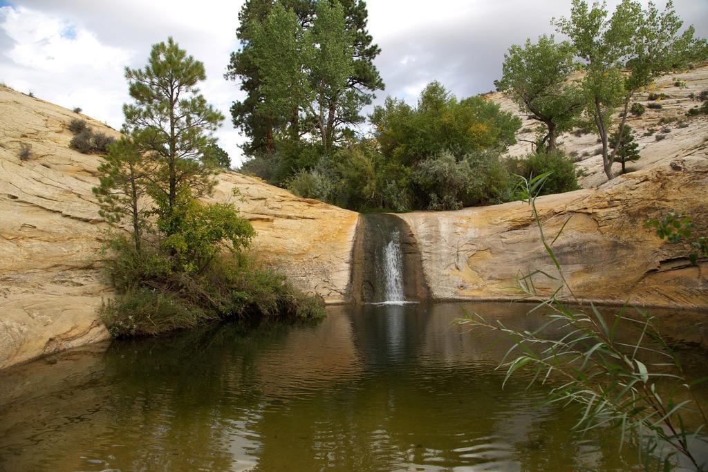 Wild West Retreat Villa Escalante Bagian luar foto